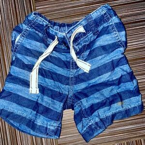 Shorts striped Gap Baby boy size 12-18 months blue denim